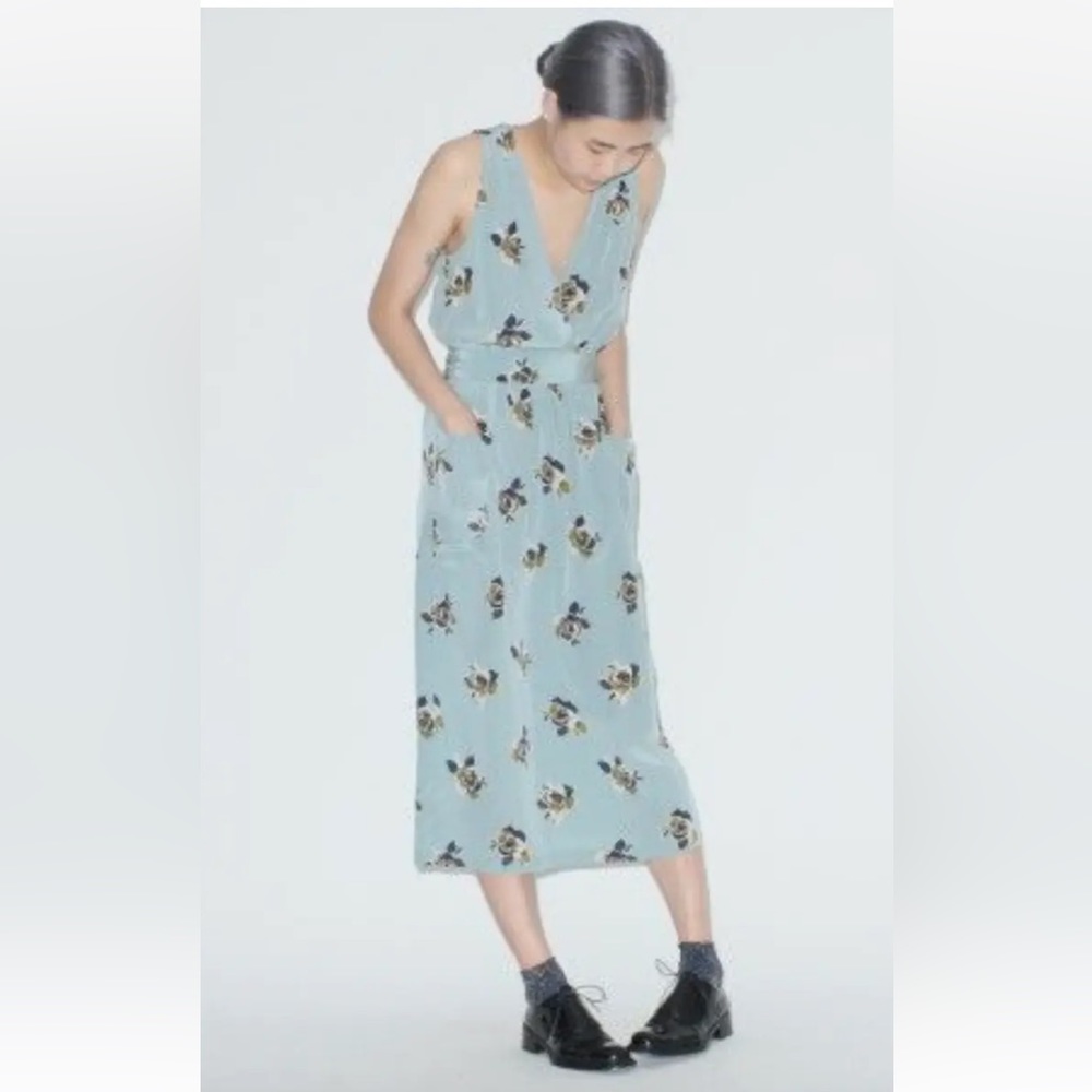 No. 6 Button Back Dress - Cornflower Blue